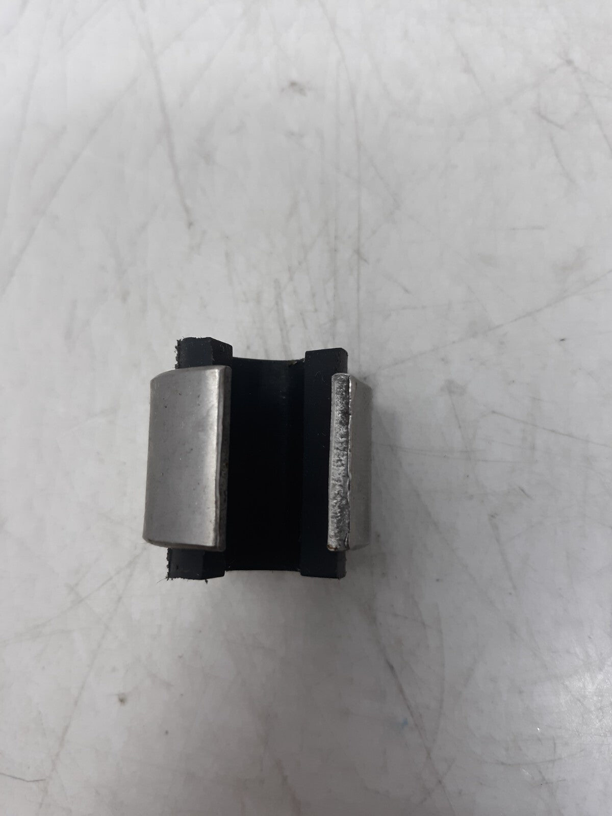 Bulk Lot of Stainless Steel Rubber Cushioned Cable Clamps - Pack of 100