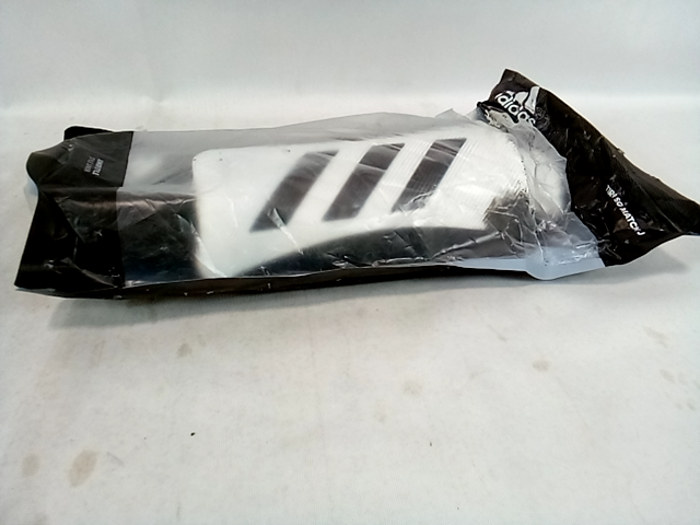 Adidas tiro sg match j style junior shin guards, used good