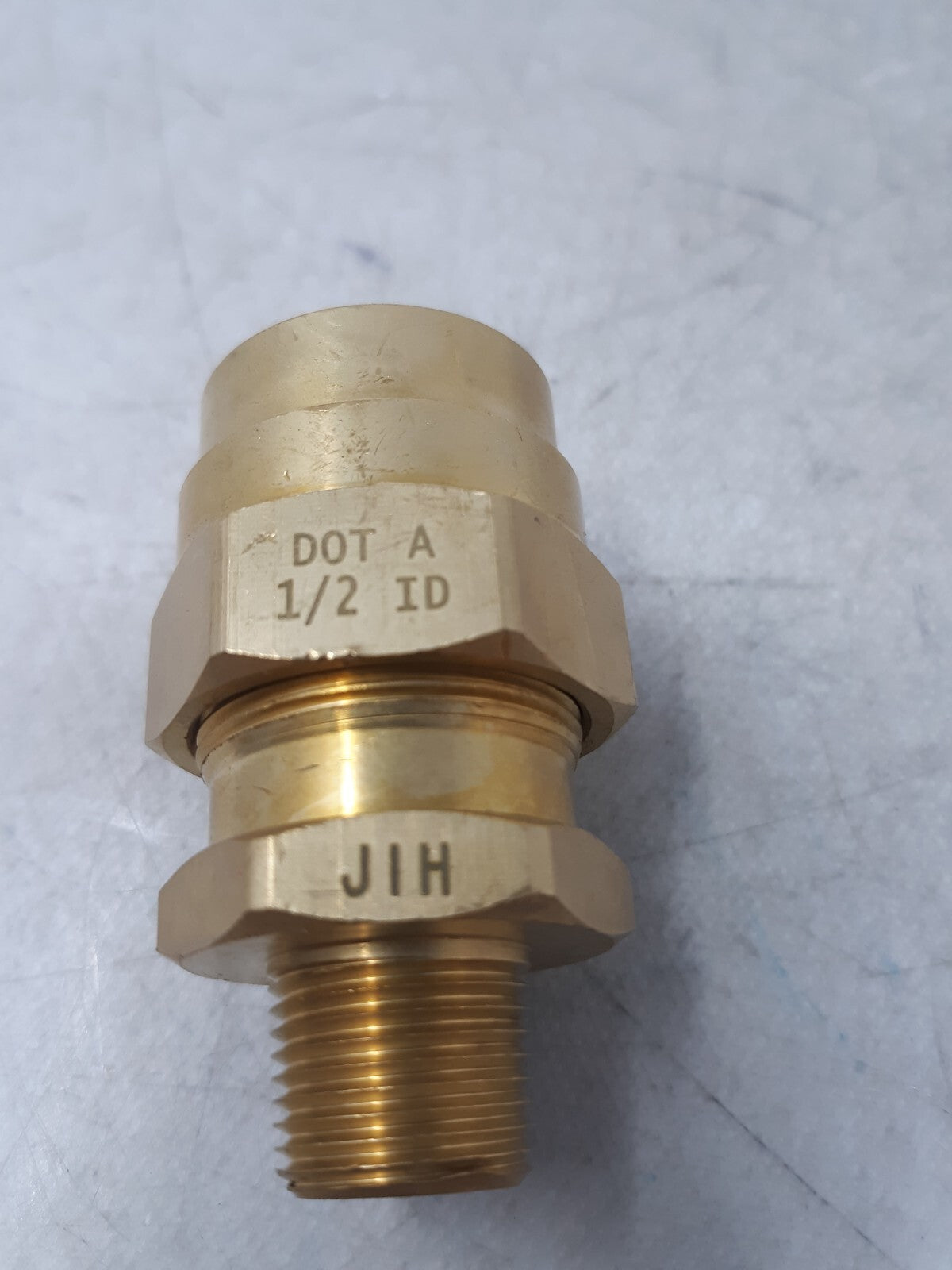 Brass DOT 1/2" Male NPT Connectors for 3/4" OD x 3/8" ID Rubber Air Brake Hose