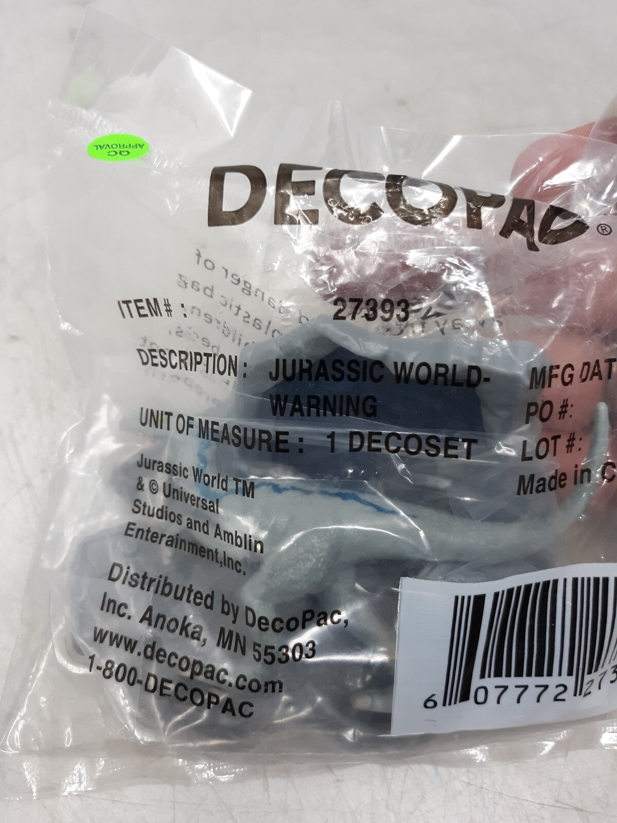 DecoPac Jurassic World Cake Topper Set Dinosaur Decoration Kids Party Supplies