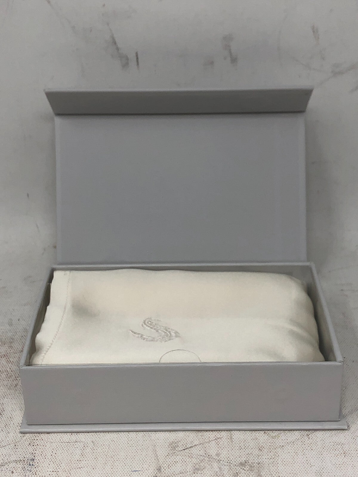Silk by Sleepgram Pillowcase ~ 1-Pack Standard Size Silk Pillowcase, Ivory