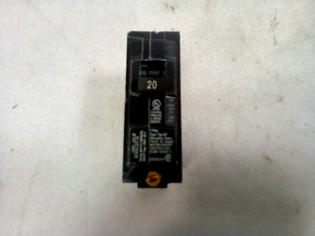 Parallax ITEQ120 One-Pole Circuit Breaker - 20 Amp Siemens