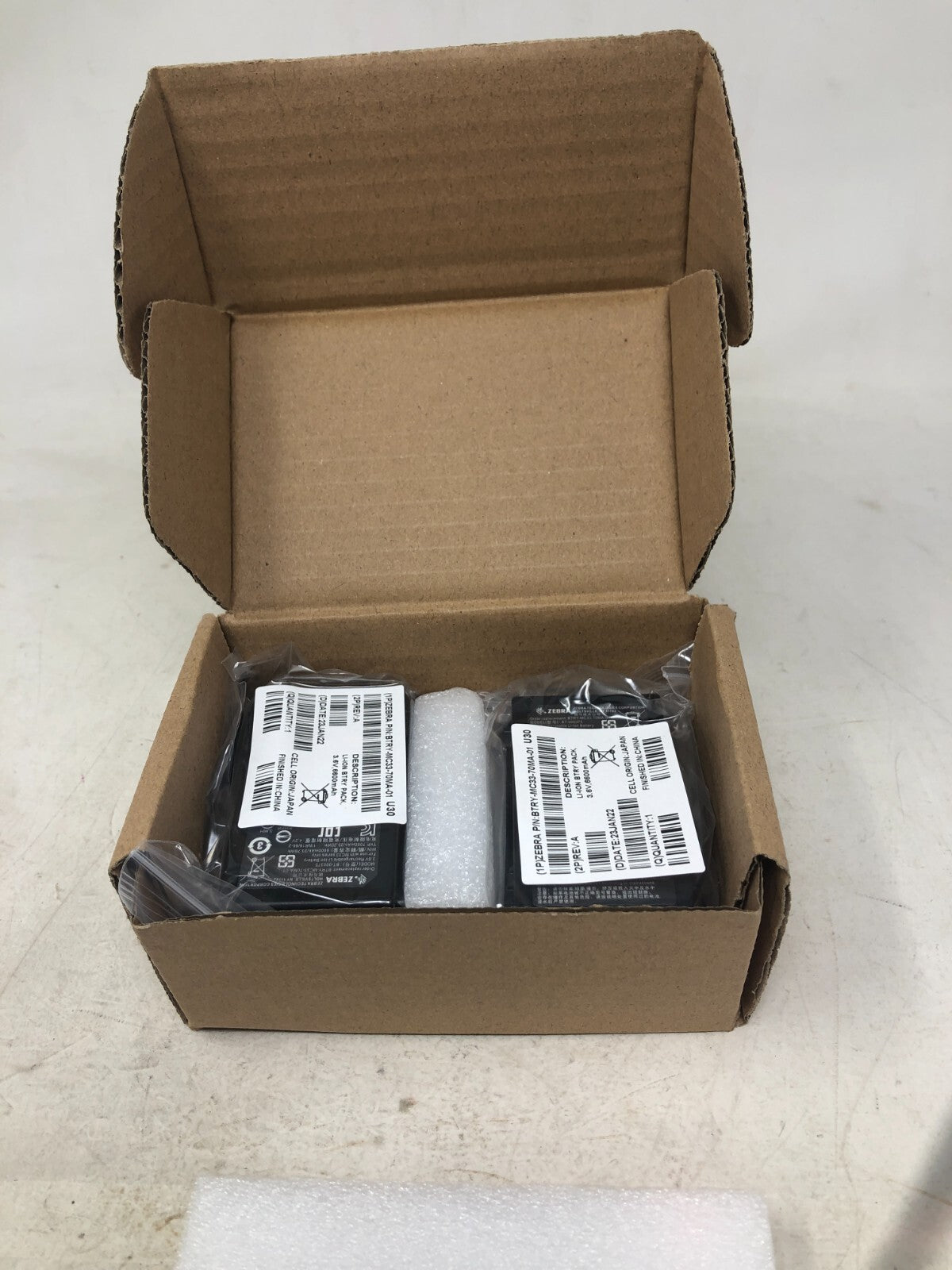 Zebra MC3300 Handheld Mobile Battery 2 Pack P3.6V 7000mAh BTRY-MC33-70MA-01