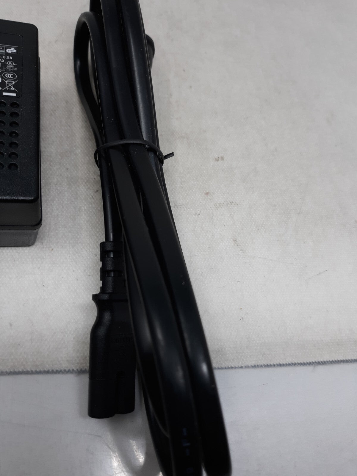 MEAN WELL GST18B12-P1J GST18B24-P1J GST18B48-P1J Power Adapter