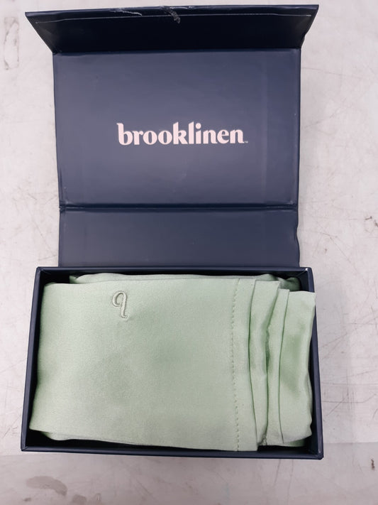 Brooklinen Mulberry Silk Pillowcase - Standard, Cool Mint