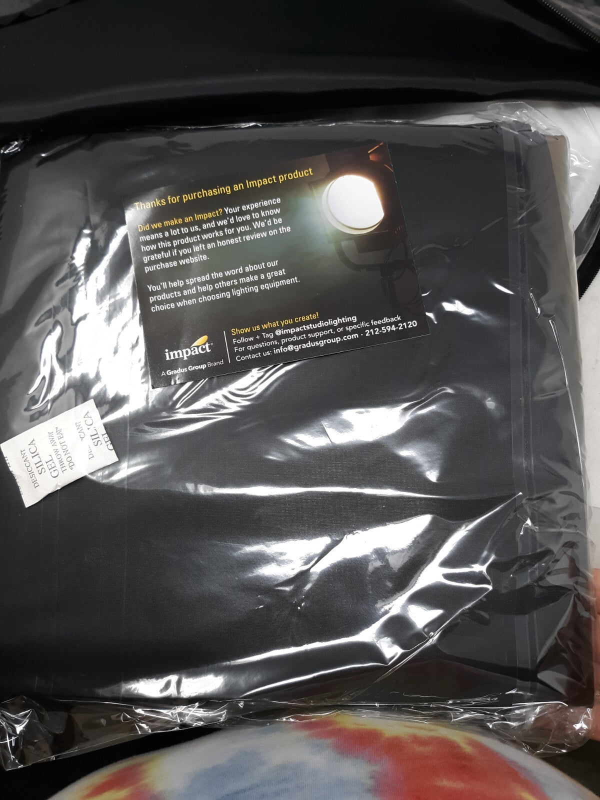 Impact 5-in-1 Reflector 42x72 Inches – Black, Silver, Gold, White, Translucent C