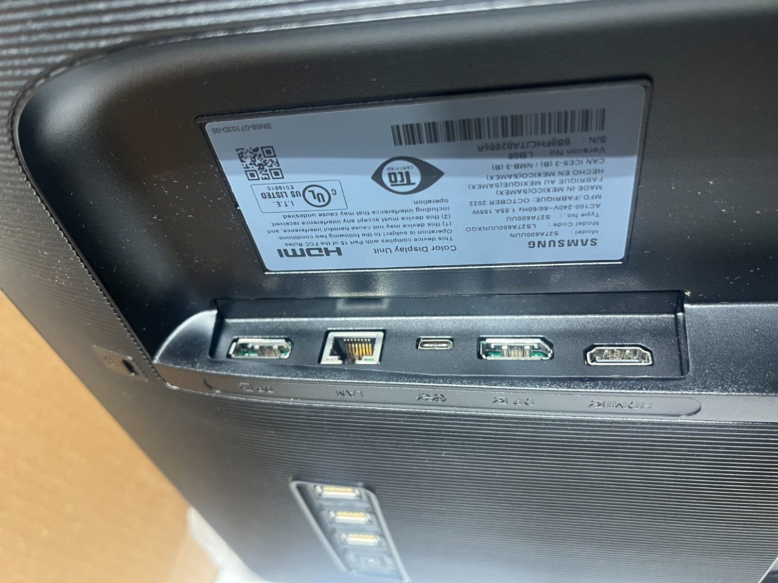 Samsung ViewInfinity S6 27 - S27A600UUN Monitor