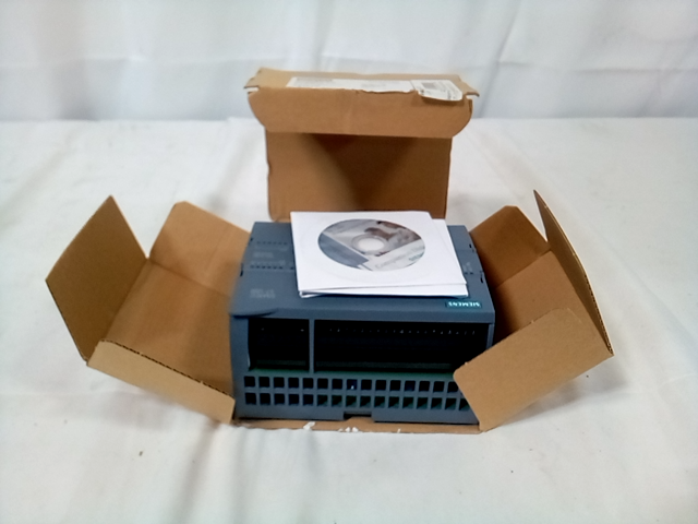 Siemens 6Es7215-1Ag31-0Xb0 Zentralbaugruppe CPU 1215C Dc/dc/dc