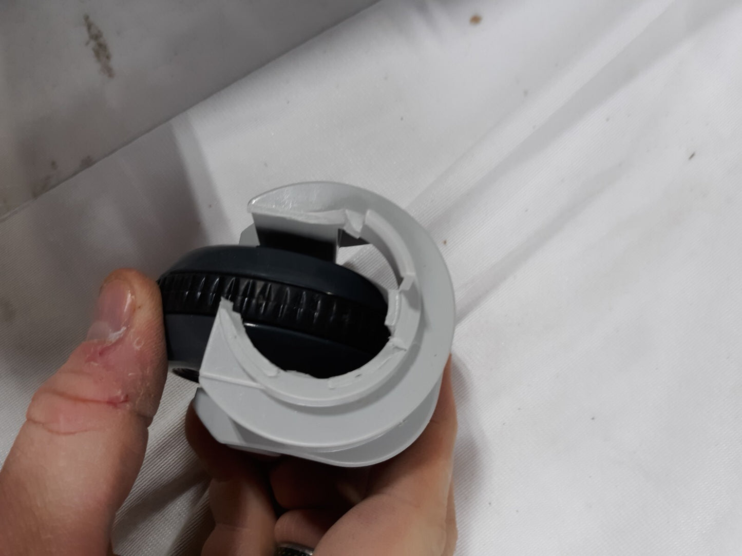 Intex 28001E Swimming Pool Automatic Vacuum Cleaner