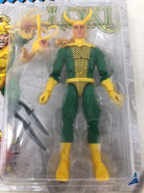 Hasbro Marvel Loke Twin Daggers Action Figure