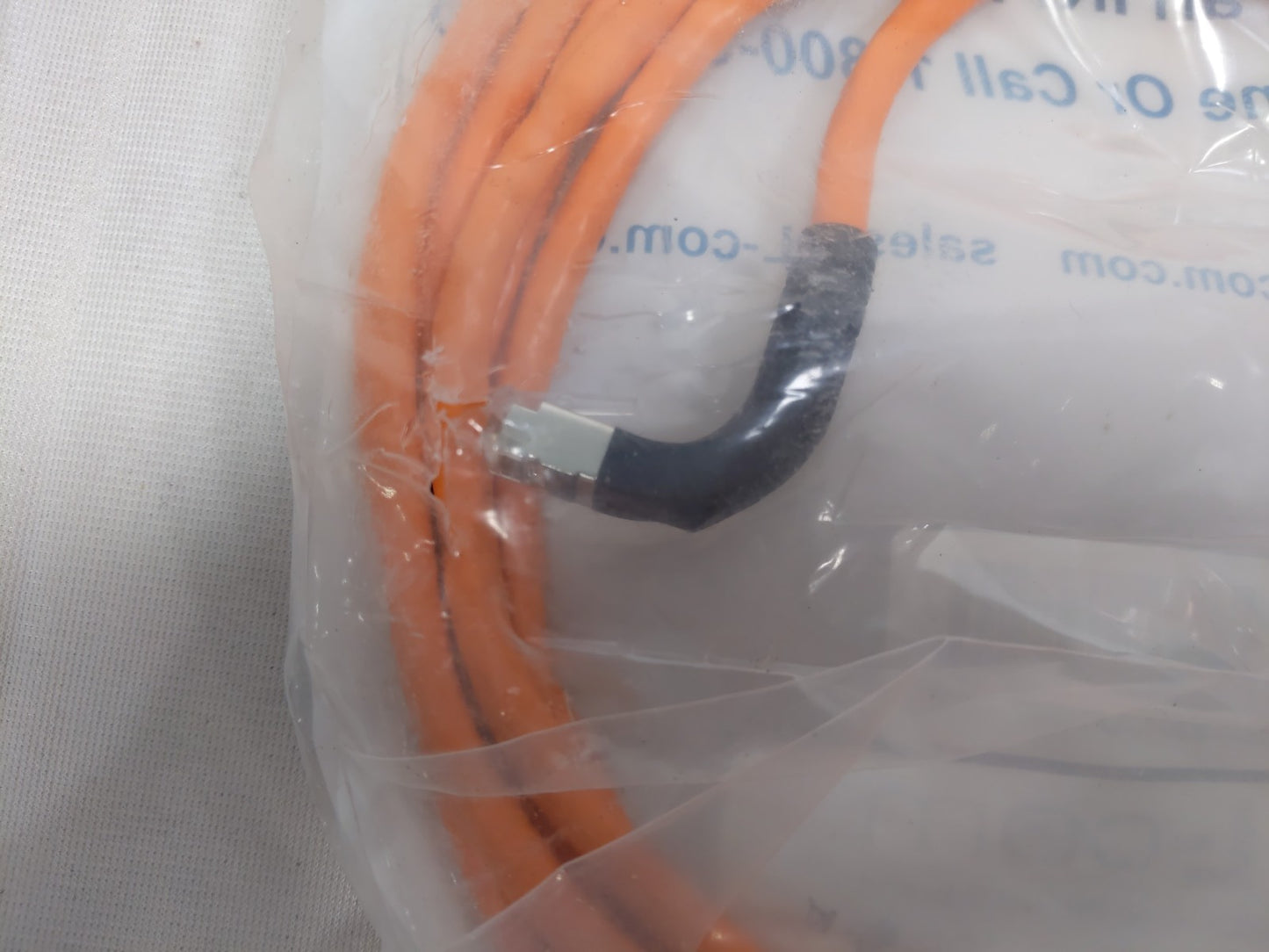 L-com Shielded Category 6 Right Angle Patch Cable Orange, 10 ft cat. 6