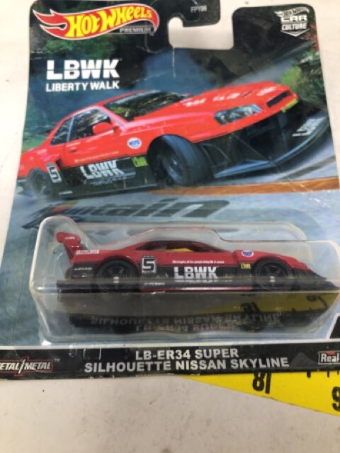Hot Wheels Car Culture Circuit Legends Vehicles for 3 Kids Years Old & up, Premi