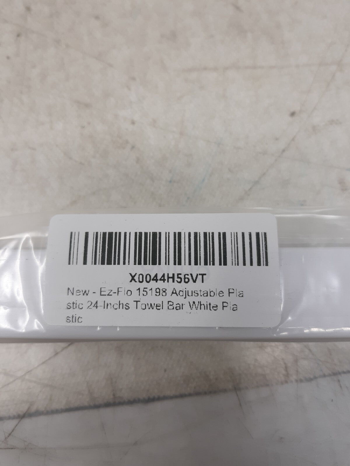 15198 Adjustable Plastic 24-Inchs Towel Bar White Plastic