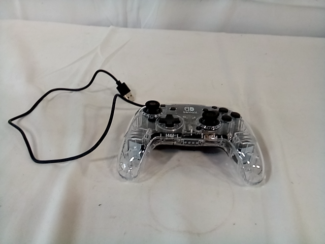 NINTENDO SWITCH AFTERGLOW WIRELESS CONTROLLER - OPEN