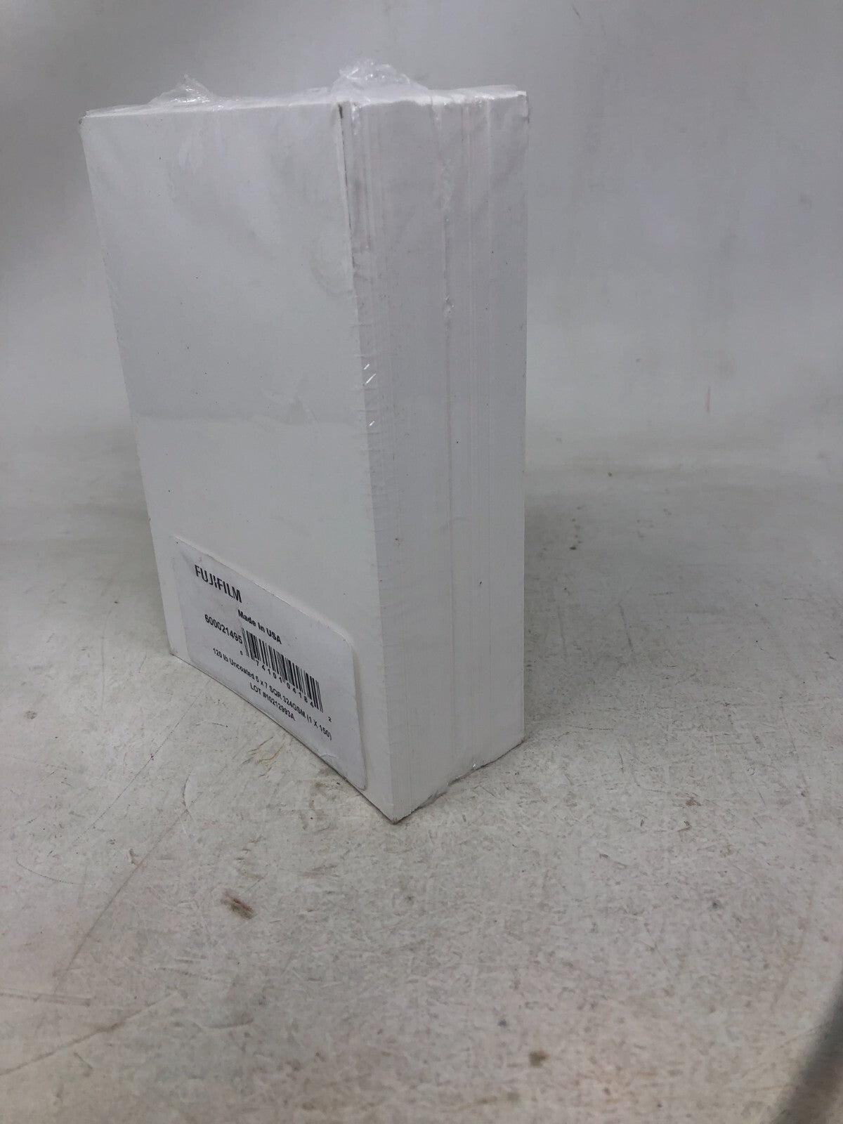 FUJIFILM Uncoated 5x7 SQR 324GSM 1x150 Scalloped Cards