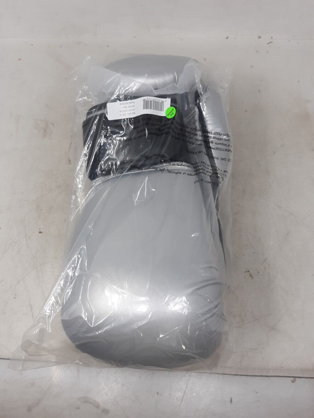 CENTURY BOXING GLOVES: Silver 14oz 141032-028714