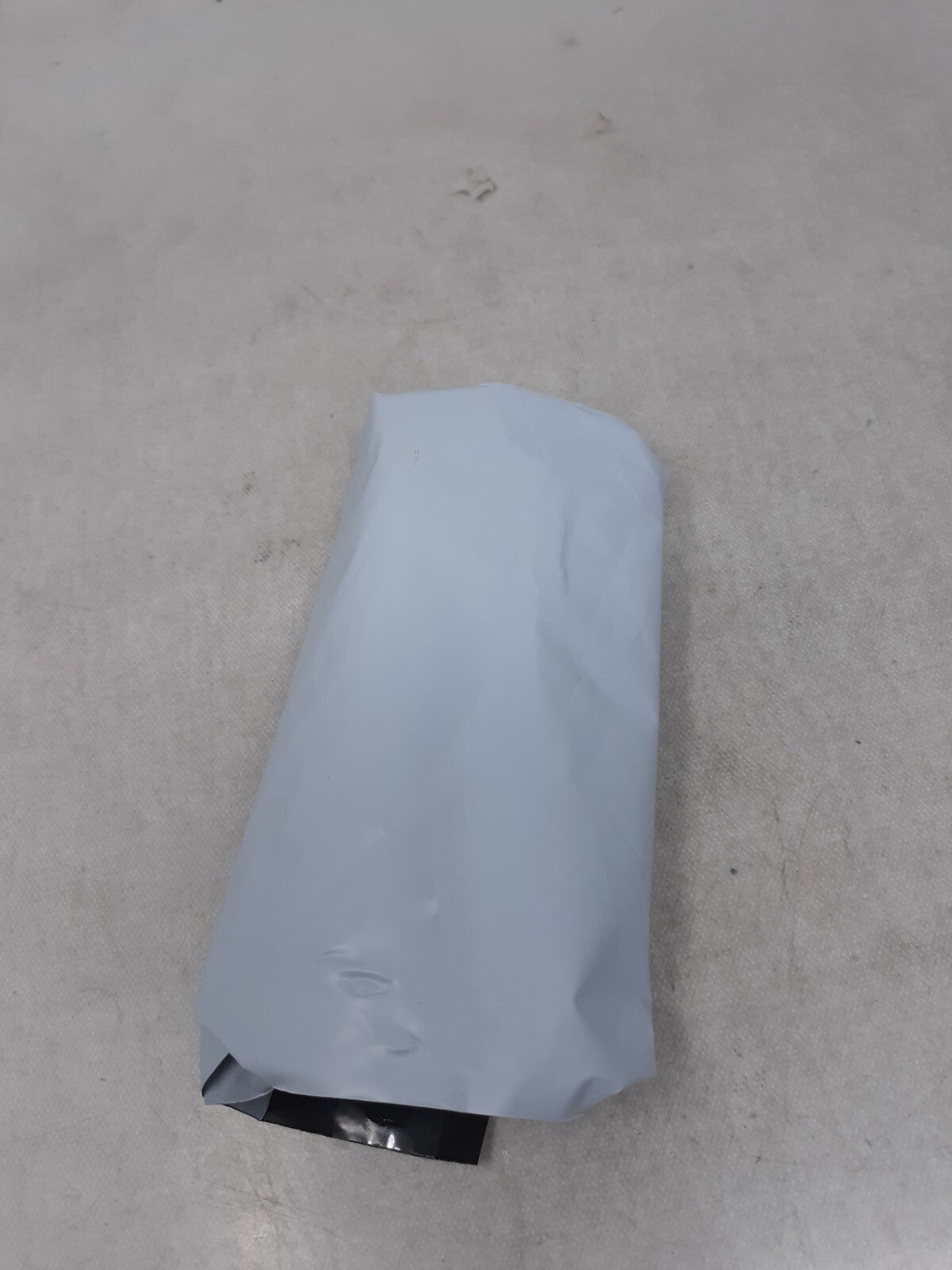 Lot of 5 Assorted Viva Decor Perlen Pen 28ml - Black & Gold