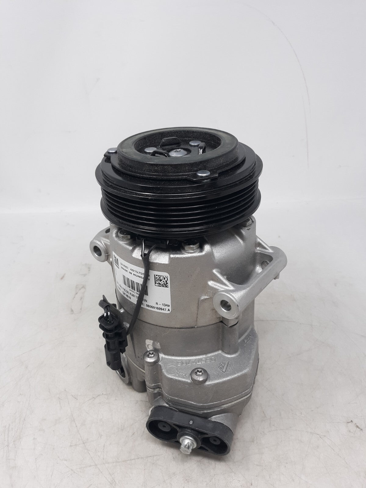 GM ACDelco 13414019 A/C Compressor 15-22226 R-134a OEM for Chevrolet Buick GMC