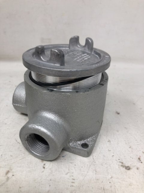 Eaton EABT26 Conduit Outlet Box with cover 3/4"