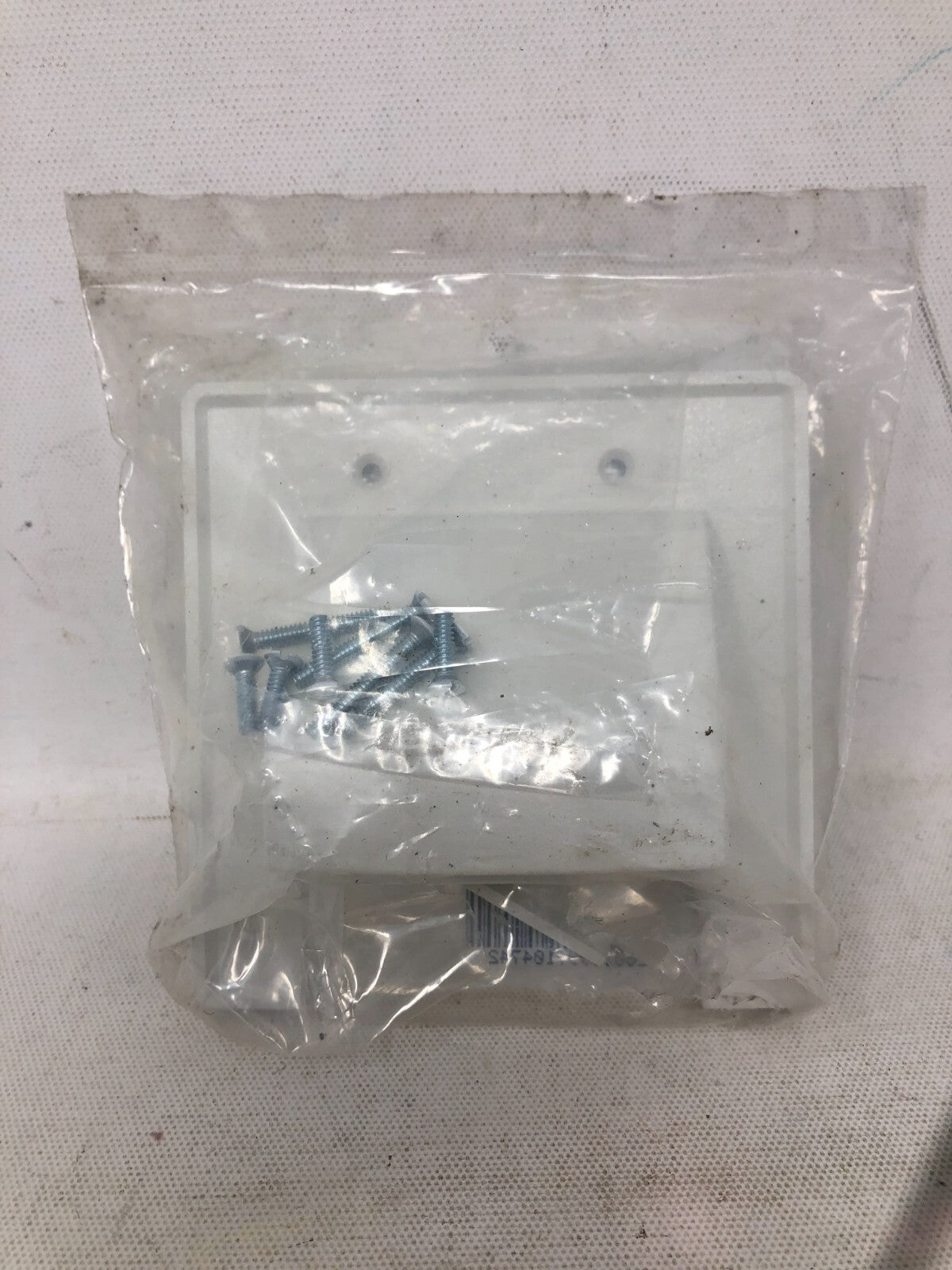 Arlington Industries "The Scoop" Cable Entry Cover Plate ~ Lot of 3 CER2, White