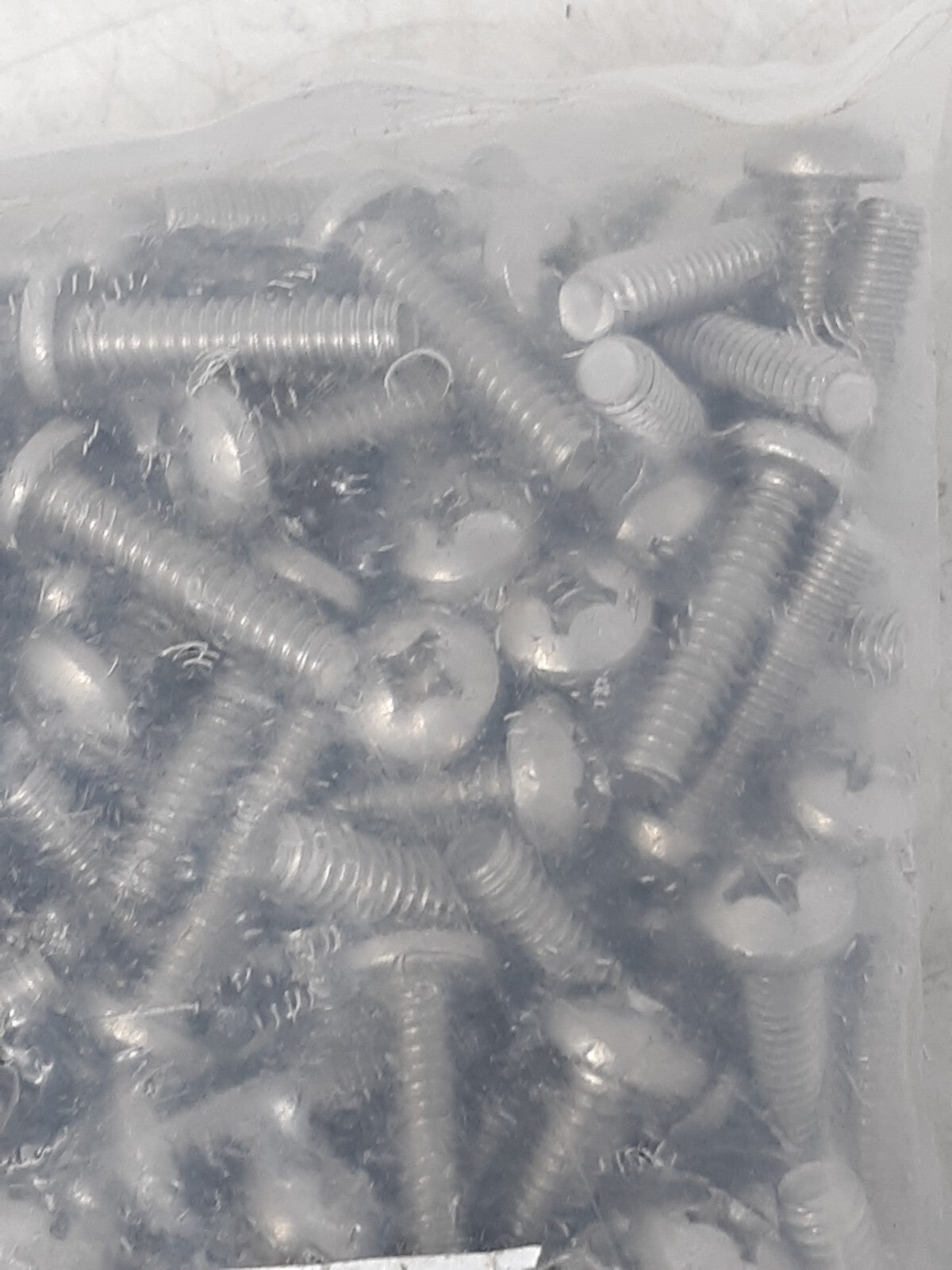 1/4-20 x 1" Phillips Pan Head Machine Screws Stainless Steel – Bulk Bag (~3kg)