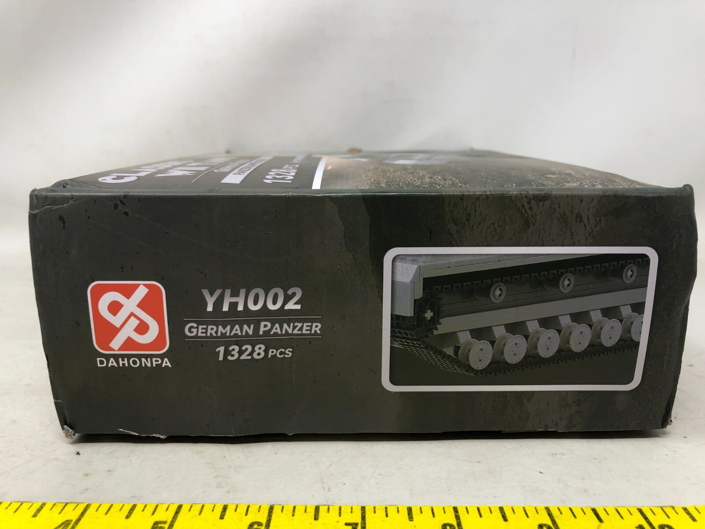 Dahonpa Classic WII Tank German Panzer Panzerkampfwagen IV YH002 Battle Tank