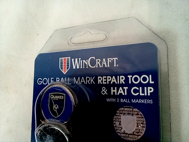 WinCraft 2791676 Golf Ball Mark Repair Tool and Hat Clip with 2 Ball Markers