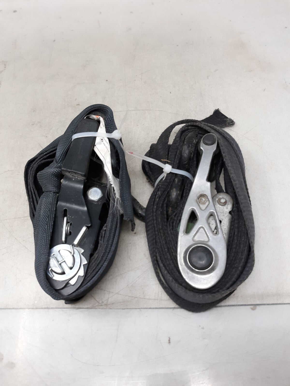 Lot of 2 Ratchet Straps Black 500lb load capacity