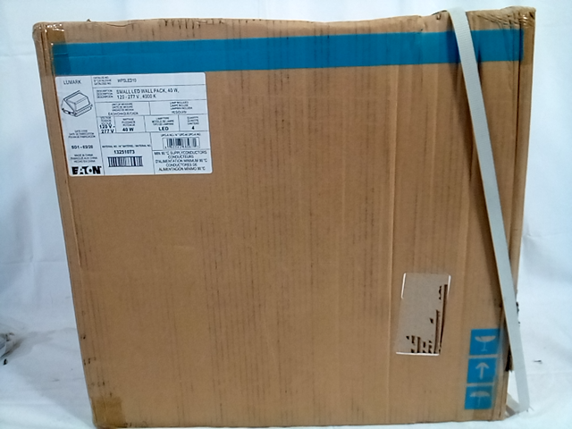 EATON - Box Of 4 Lumark Lights