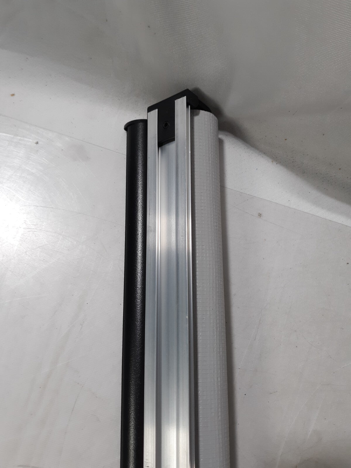 MCD LANCE SINGLE SOLO NIGHT SHADE WINDOW BLIND 29 x 38 Grey VINYL 203393