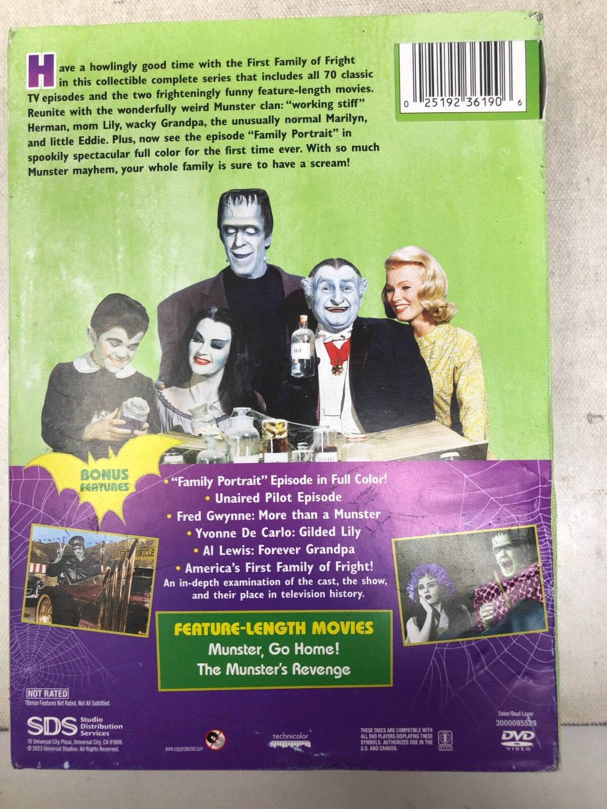 The Munsters: The Complete Series (DVD)