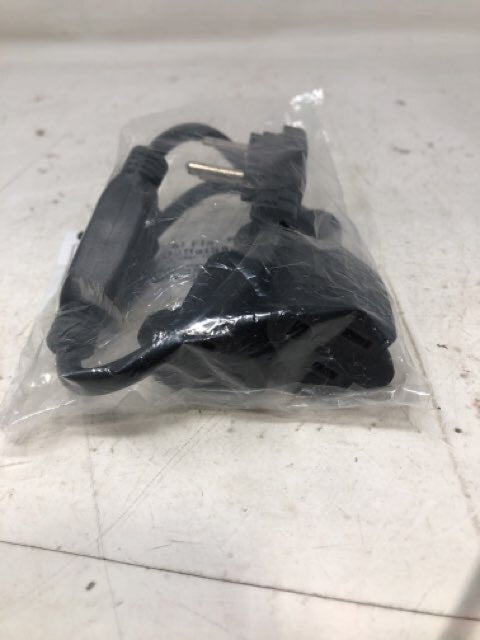 QVS PPRT-ADPT2 12 In 90degree Flat-Plug OutletSaver AC Power Splitter Adaptor