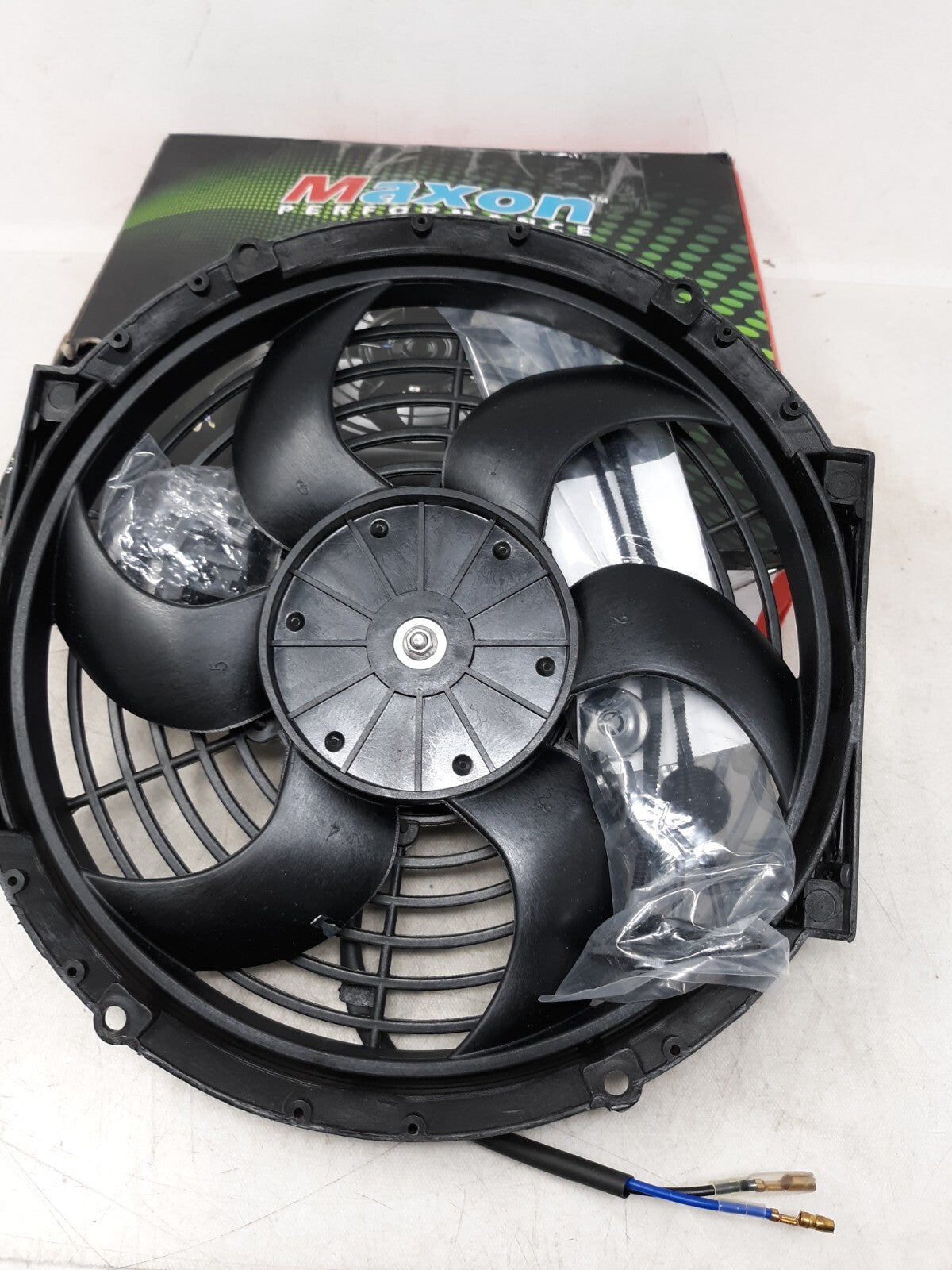MAXON PERFORMANCE F17502-10-BK Universal Push Pull Electric Radiator Cooling Fan