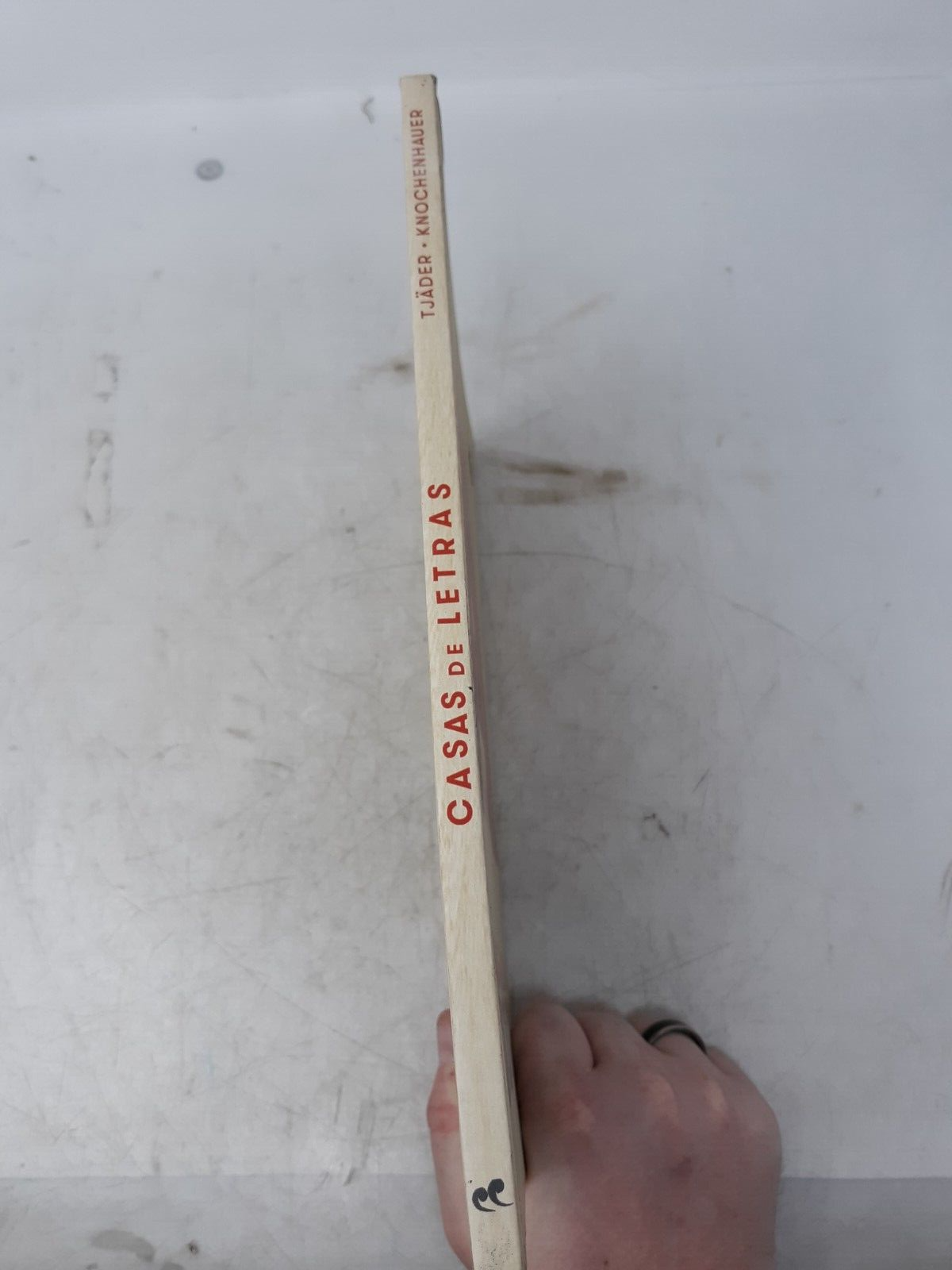 Casas de Letras by Jonas Tjäder & Maja Knochenhauer | Spanish Hardcover