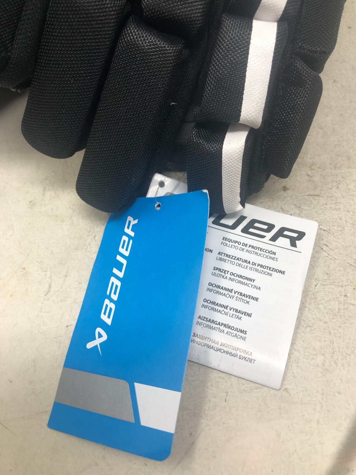 Bauer S23 Vapor Volt Hockey Gloves