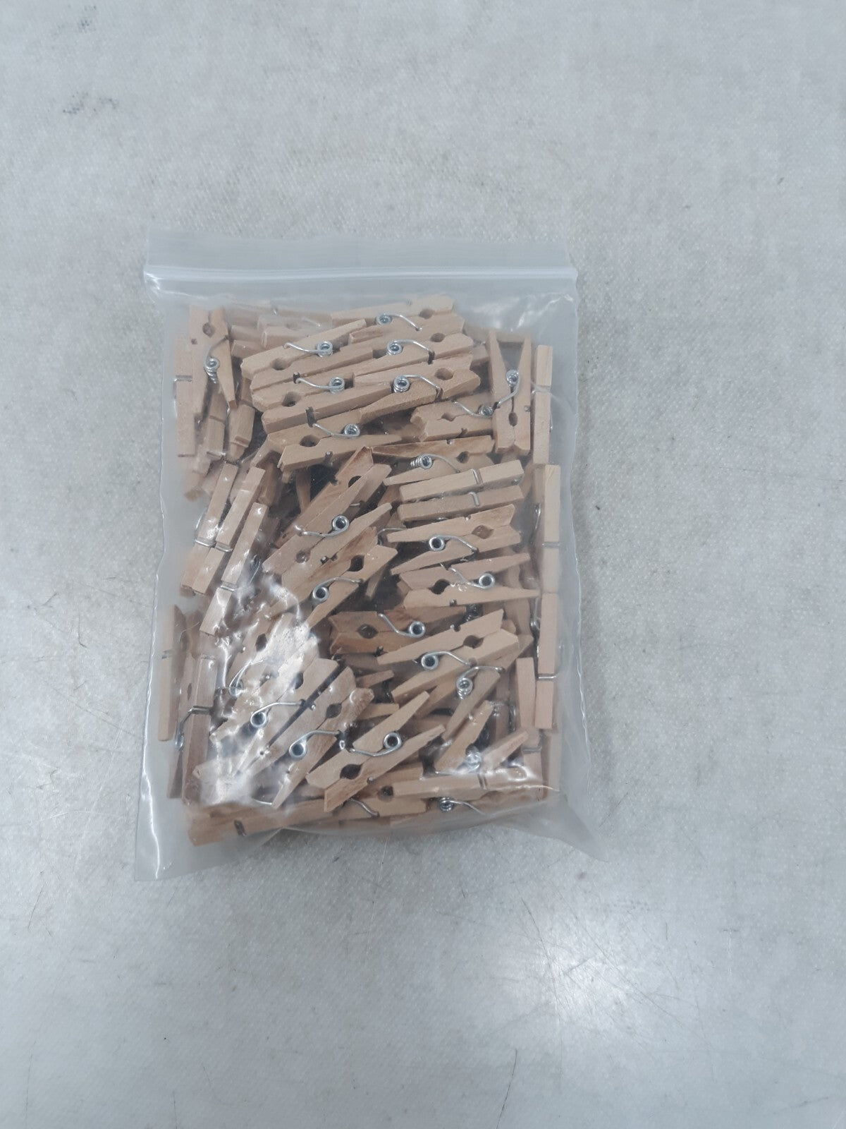 DECORA Sturdy 1 Inch Mini Wooden Craft Clothespins 100pcs