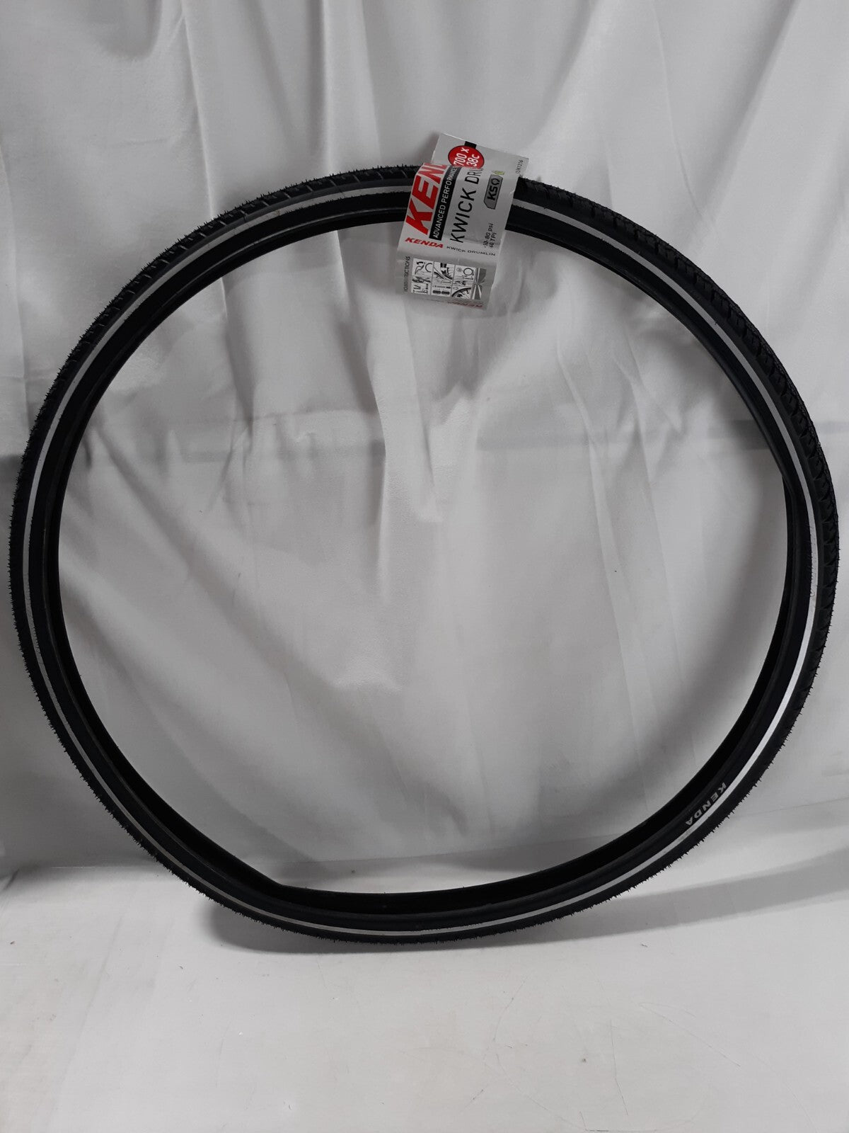 Kenda Kwick Drumlin Tire - 700 x 38, Clincher, Wire, Black/Reflective, 60tpi