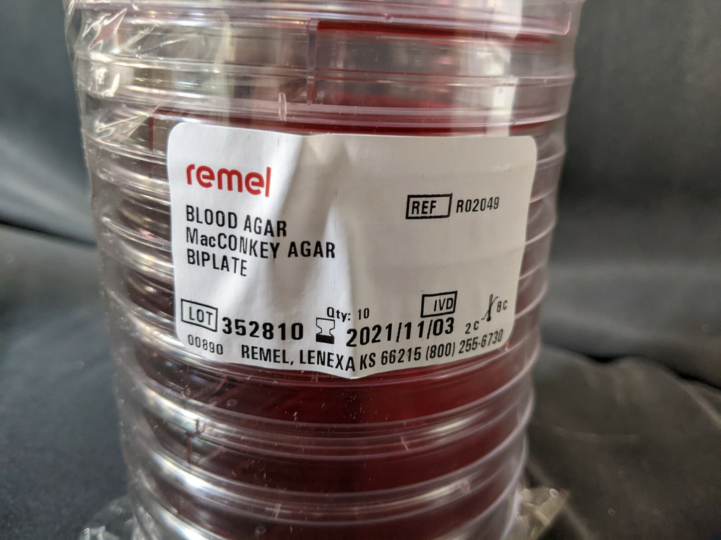 Case of 10 R02049 Scientific Remel Blood Agar Biplates - 352810