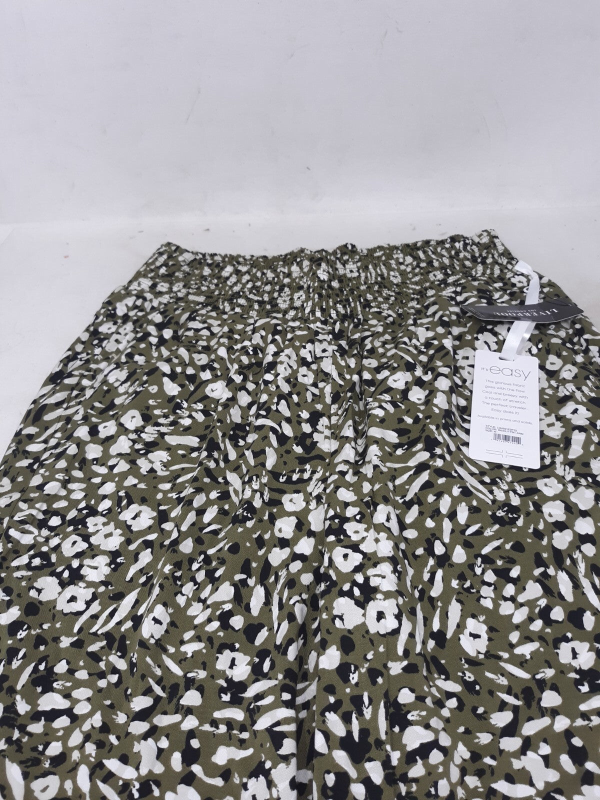 Liverpool Women's Black/Olive Animal Print Stretch Pants Size M
