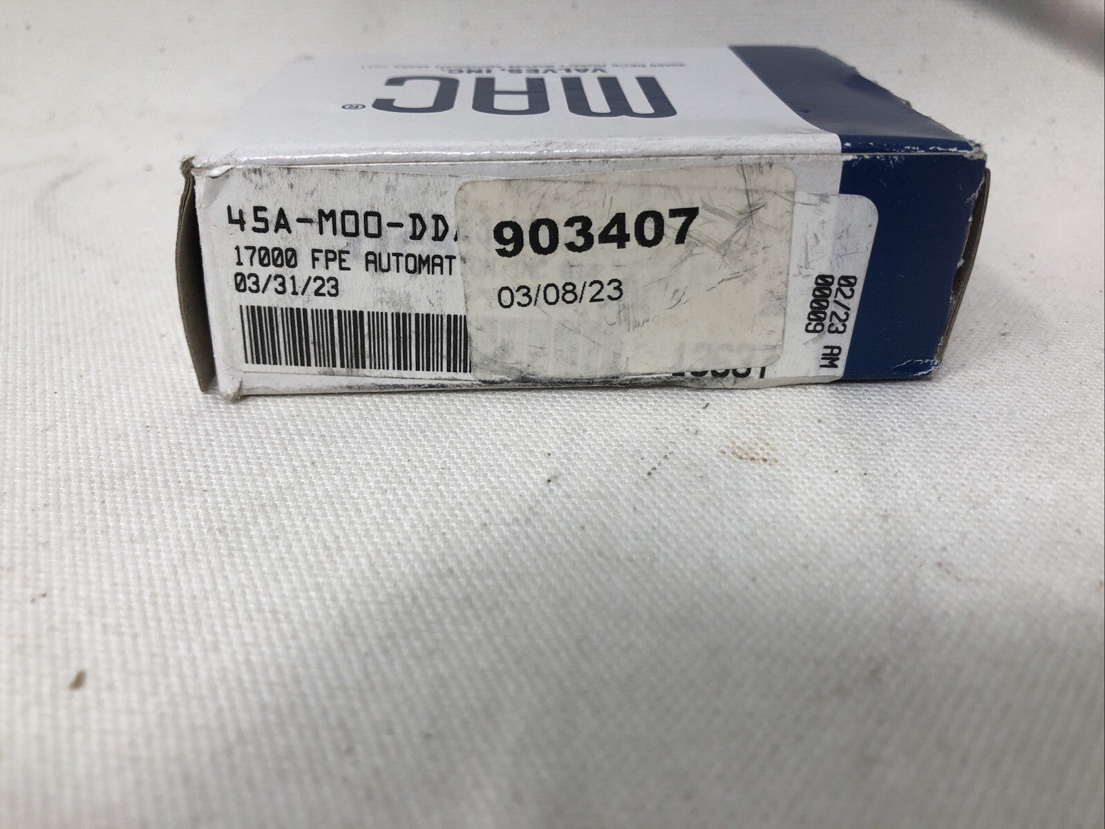 FACTORY SEALED NEW MAC VALVES MODEL 45A-M00-DDAJ-2KJ
