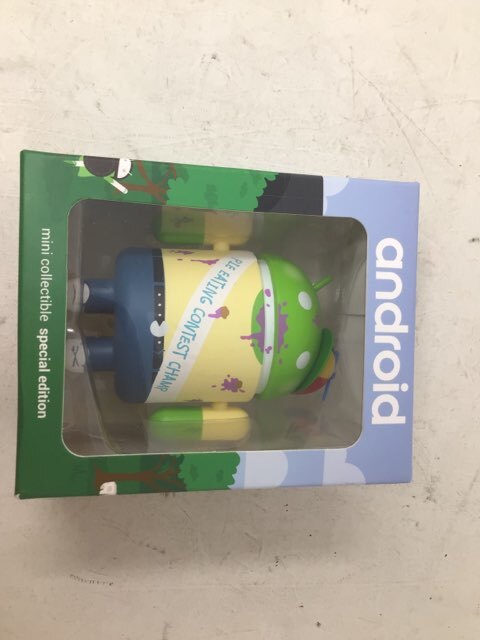 Dead Zebra, Inc Android Mini Collectible Figurine "Year Of The Pig"