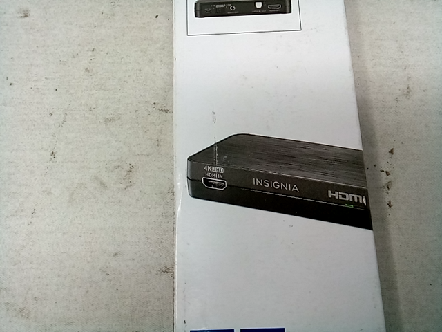 Insignia™ - HDMI Audio Extractor with 4K and HDR Support - Black, NS-HZ340