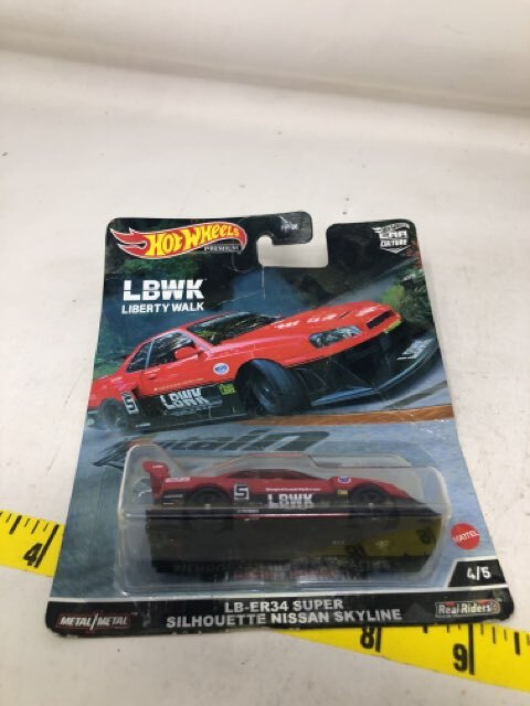 Hot Wheels Car Culture Circuit Legends Vehicles for 3 Kids Years Old & up, Premi