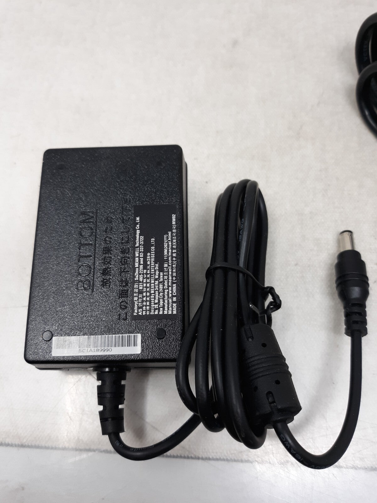 MEAN WELL GST18B12-P1J GST18B24-P1J GST18B48-P1J Power Adapter