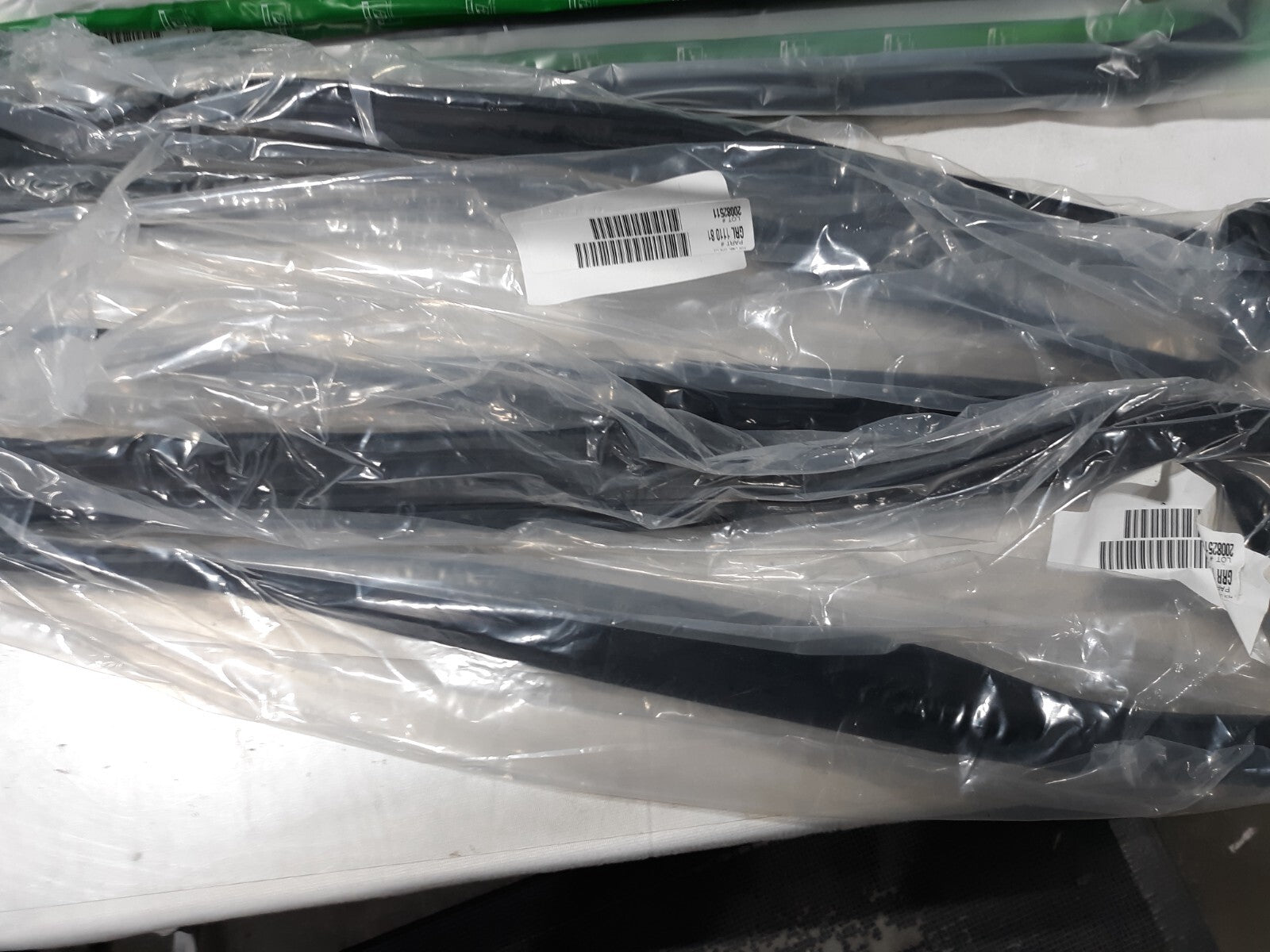 1981-91 Chevy Blazer GMC Suburban Glass Run Window Kit Precision WFK 1111 81 a