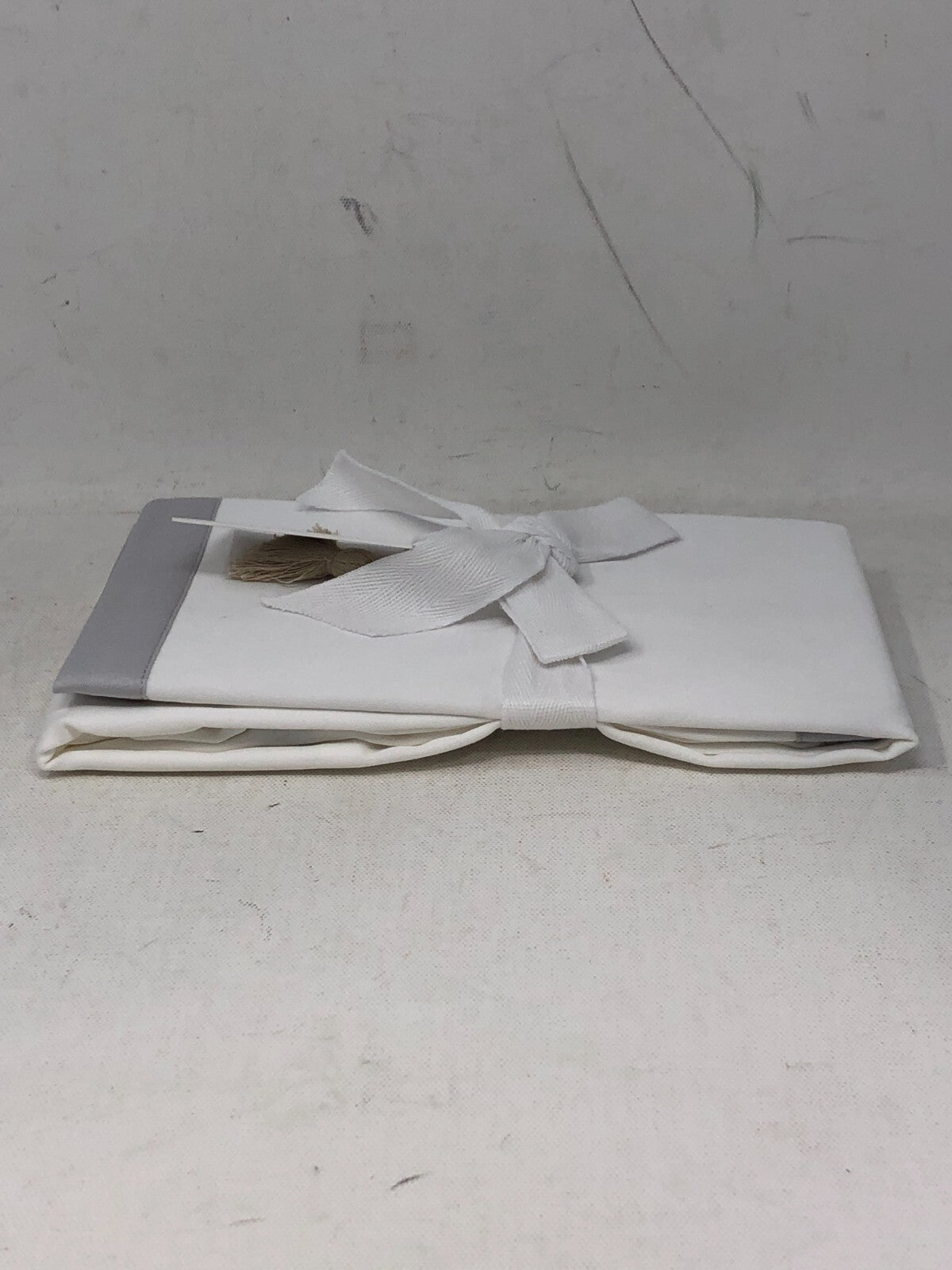Serena & Lily Border Frame Sham ~ 1-Pack Sham Pillowcase, Standard Size, Gray