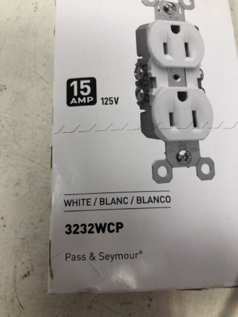 Pass & Seymour 3232WCP Standard Duplex Outlet 15AMP 125V White - 10 Pack