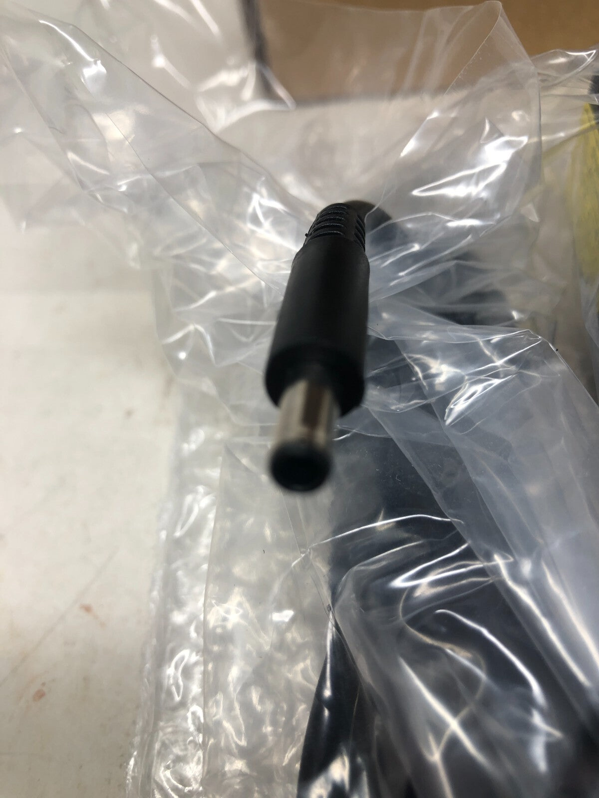 MGJN9 65w AC Power Adapter with Cable for Dell