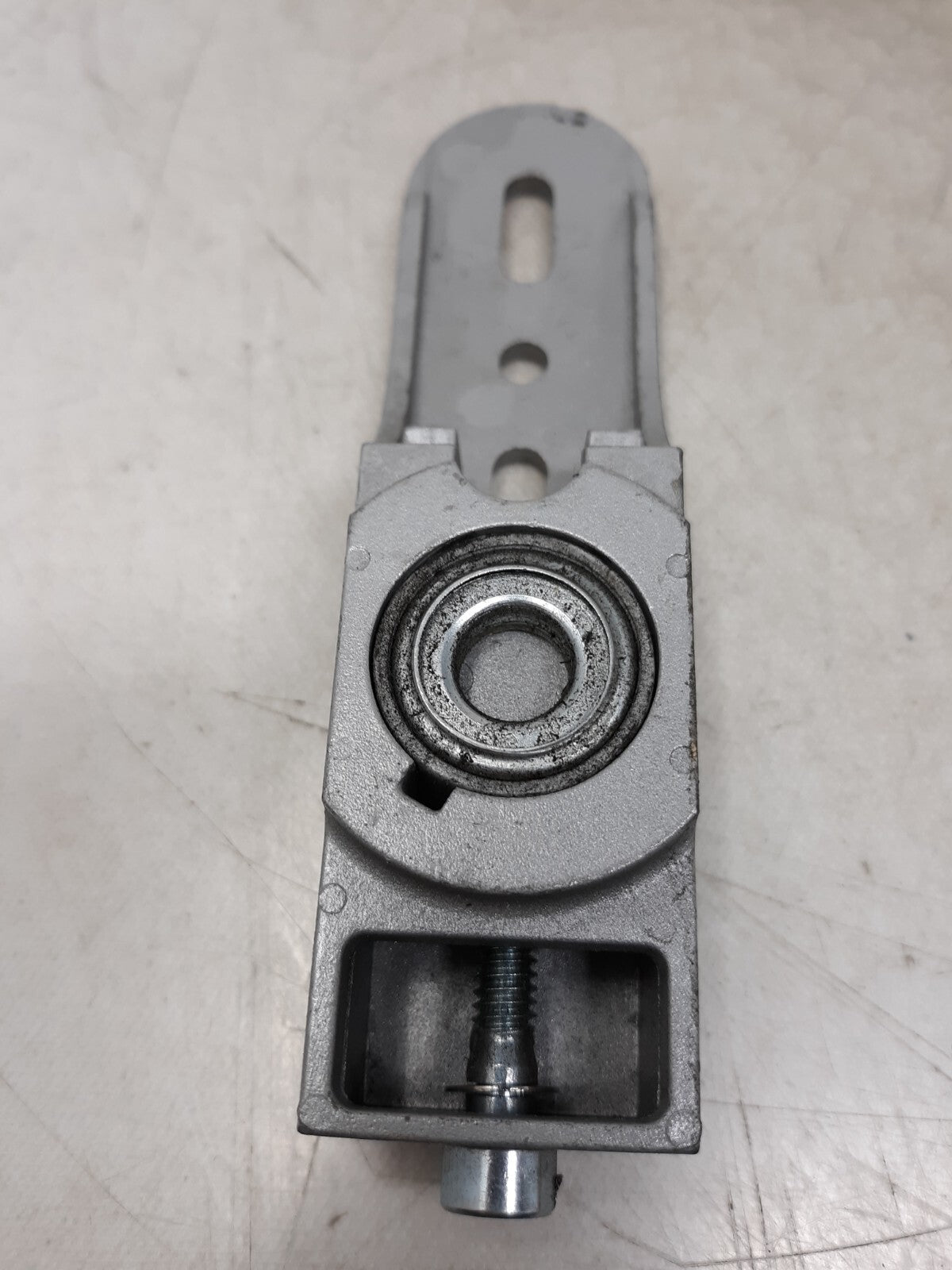 "GE" Type Side-Load Threshold Mount Bottom Pivot Set for Use with 1-1/2" Deep
