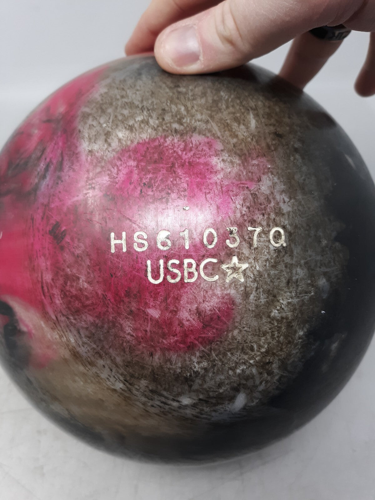 Columbia 300 Bowling Ball 8lb Swirl Pattern USBC Approved